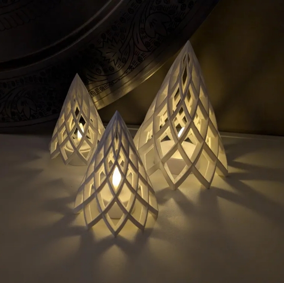 FINAL PRICE! 4 Set Of Tealight Christmas Trees! - Picture 2 of 4